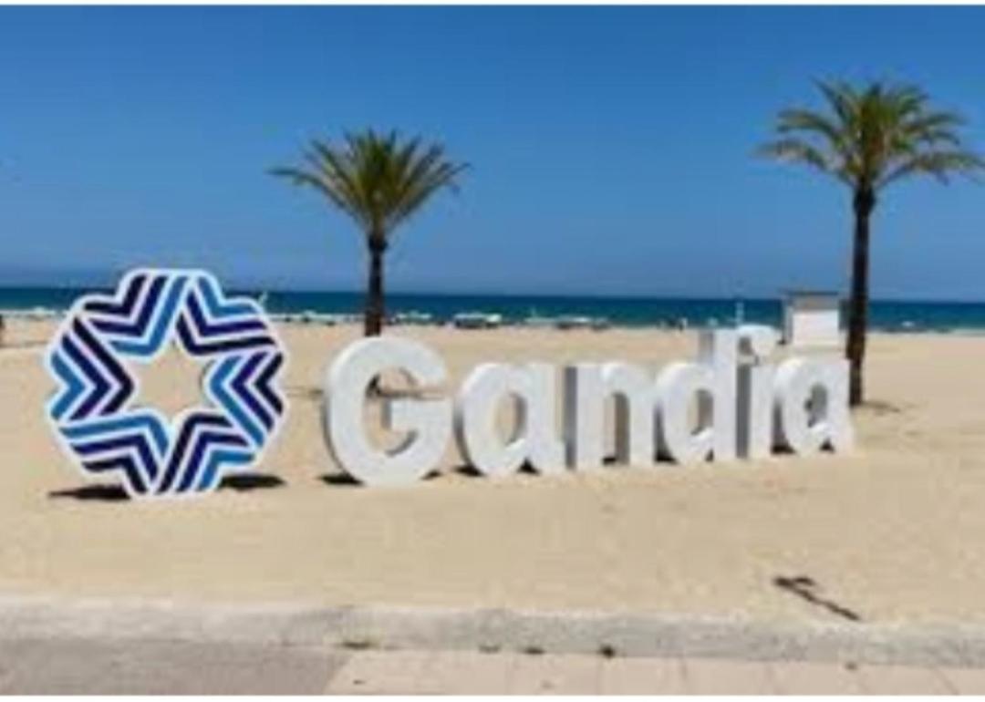 Estudio recién reformado muy cerca del mar Playa de Gandía Exterior foto
